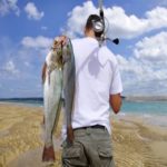 How to Tie a Fish Finder Rig for Surf Fishing